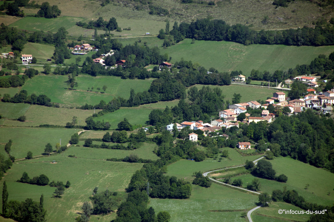 Bed and Breakfast Infocus-Du-Sud Soula Exterior foto